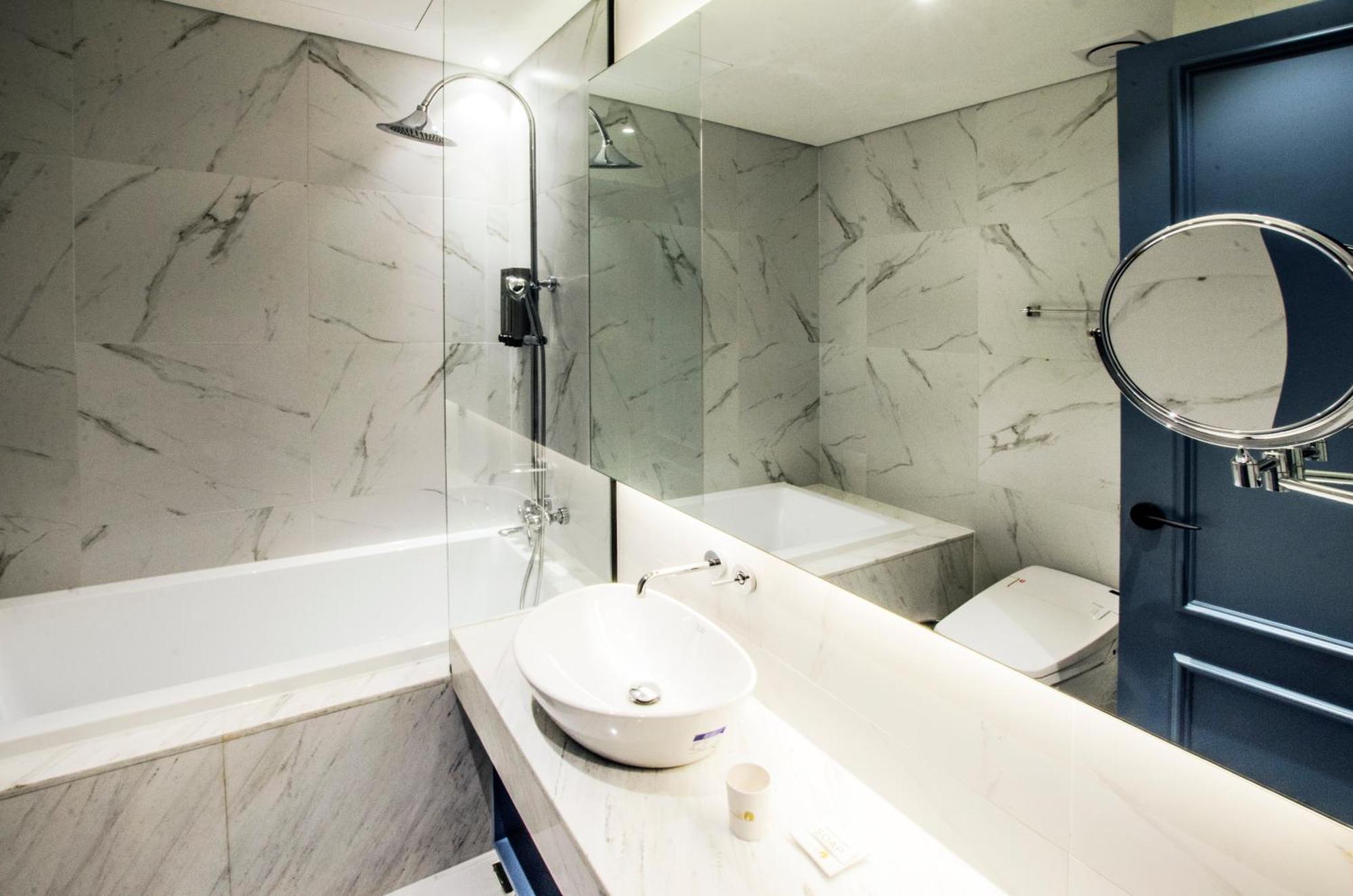 Hotel The Designers Premier Kondae Seul Esterno foto