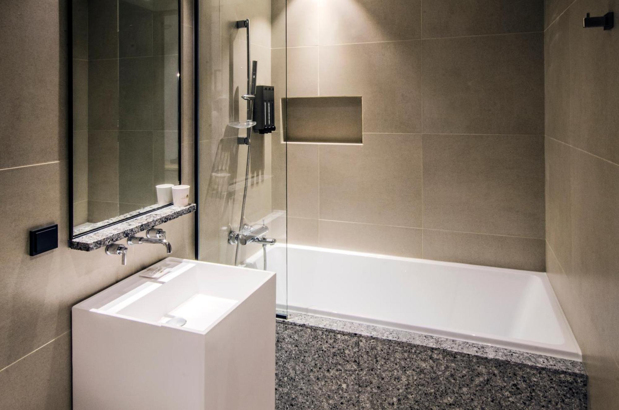 Hotel The Designers Premier Kondae Seul Esterno foto